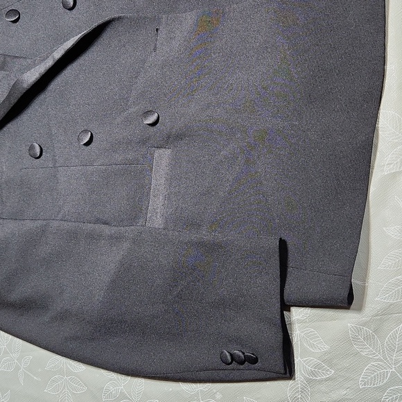 Noir Formal Jacket - Picture 2 of 13